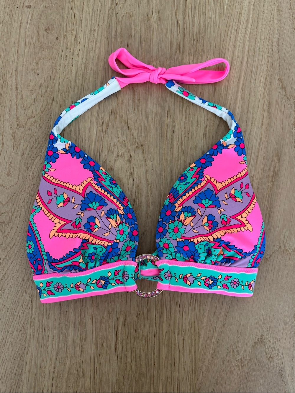 NWOT Victoria's Secret Paisley Bikini Top